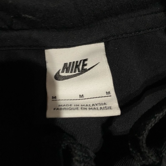 Nike Black Long-sleeve Light Weight Hoodie - Picture 3 of 3